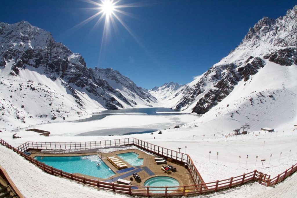 inverno no chile com passeio em Portillo