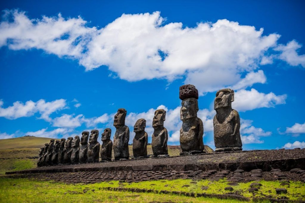 ilha da páscoa é um dos pontos turísticos no Chile